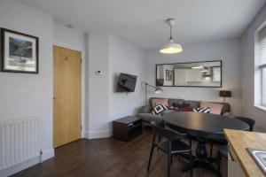 3 Double Bedroom Apartment close to Battersea Park