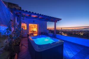 Sky Penthouse with Jacuzzi
