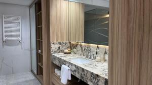 Empire Hotel Buenos Aires by HS