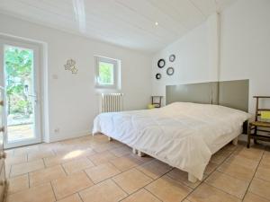 Villa à St-Martin-de-Ré avec piscine chauffée pour 6 pers., 3 chambres - FR-1-835-24