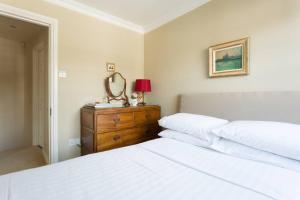 Kynance Place by onefinestay