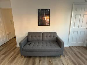 Modern 2BDR Flat in East London Near Beckton DLR