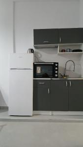 Athens Apartments, Piraeus Port