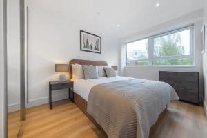 Bright & Spacious 1 Bed Flat in East Grinstead