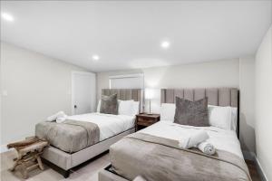 Hollywood 4BR Home with Private Heated Pool