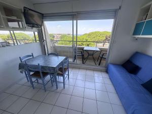 Studio cabine 4 pers. rénové avec vue mer au Grau-du-Roi - FR-1-731-143