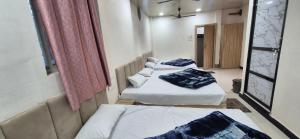 New Mahamaya Guest House