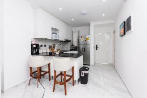 Luxury 2BR, Private Jacuzzi, CanaRock Star