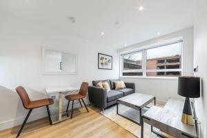 Fantastic Contemporary Studio in East Grinstead