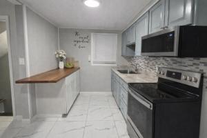 Private 3BR Home in Bethpage Cozy and Beautiful