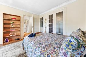 Modern Spacious studio flat in London