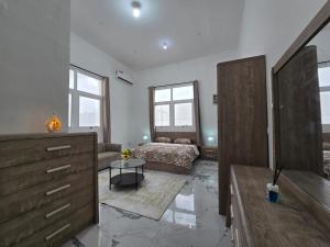 Genius Studio Apartments