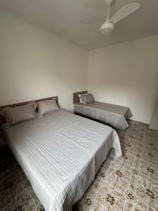 Refugio 304 - Canto do Forte 150m da praia - Wi Fi - Cozinha completa - Roupa de cama e banho - Localização Excepcional - Até 4 pessoas