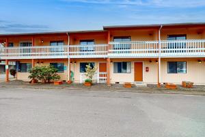 Sea Treasures Inn #101