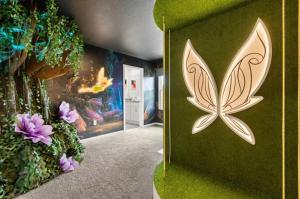 Brand NEW 09 Bedroom LED At Pool Solara Resort