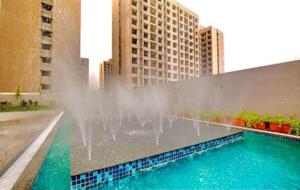 Weekend Homes - Luxury rooms and restaurant- Near surat airport