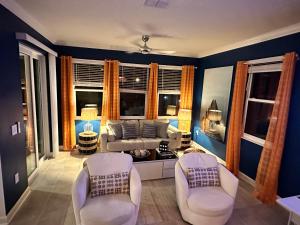 Harbor Island Beach Club