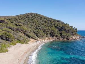 Mas rénové 4 pers, terrasse, piscine, proche plages - FR-1-726-4