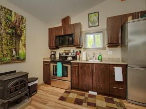 Explorers Retreat Sauna & Bunkhouse & Fire pit