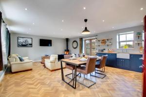 2 Bed in Caernarfon oc-bow153