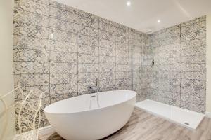 2 Bed in Caernarfon oc-bow153