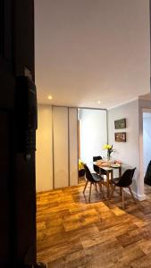 Completo atrás do Copacabana Palace NSC308-703