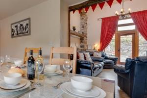 4 Bed in Llanarmon Dyffryn Ceiriog oc-bow152