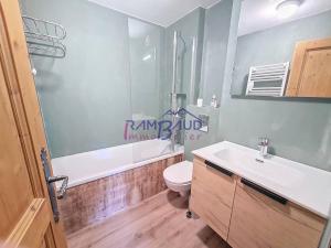 F4 Duplex 6-8 pers - Pied de piste - Piscine - Parking - WiFi - FR-1-854-37