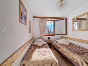 Appartement lumineux avec balcon, proche des pistes - 4 personnes - FR-1-832-6