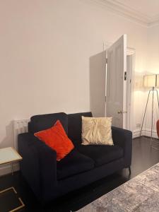 3 bdr House - Garden, easy access to centrl London