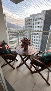 Viva o Melhor do Rio no Coração da Cidade com conforto e lazer em um condomínio exclusivo !