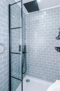 St Davids Lodge - Cosy Stay in Preston for 2 with FREE Parking - Ideal For Business or Work Stays - Presented by Parydise Properties