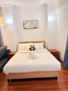 CozyHome Suites Casa Mutiara