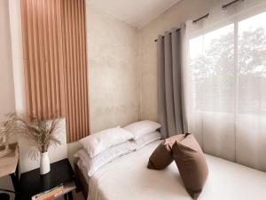 Boho Scandinavian with free Netflix, Wifi & Parking