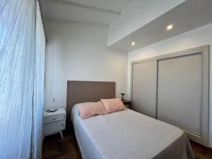 Amplio Departamento Céntrico De 3 Ambientes Con Cochera - MDQ