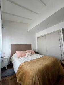 Amplio Departamento Céntrico De 3 Ambientes Con Cochera - MDQ