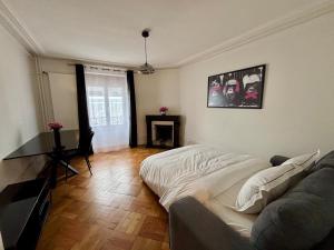 5 room appartement city center of Geneva, 115 m2 , Private parking