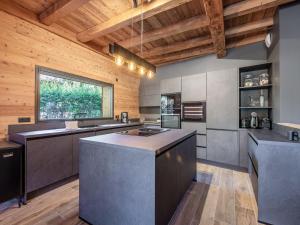 Chalet moderne et confortable avec jardin à Morzine - FR-1-754-95