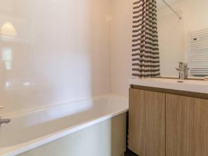 Appartement fonctionnel 2 pièces proche des pistes - FR-1-275-180