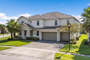 UNIQUE MASTERPIECE15 Suites Sleeps 30 SON101