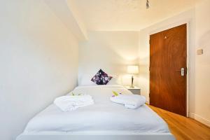 Destination London Docklands Riverside