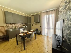 CASA DI MIRCO - AMPIO E MODERNO BILOCALE