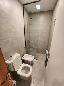 PH estilo industrial con parrilla y cochera descubierta