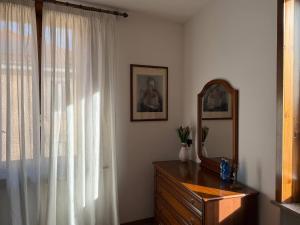 "The moment" Central Self Check in Apartments for Groups & Late Arrivals