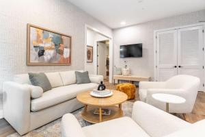 Here You Come Again by Stay Local Nashville