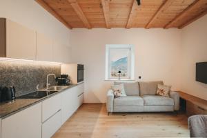 Stein unter Lebenberg NEW 2026