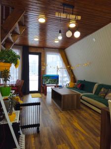 B&B Cottages Mestia-Sauna & Hot Tub