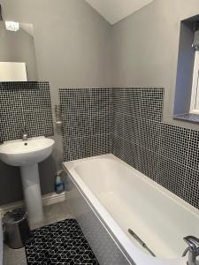 Workers Contractor friendly home long and short stays