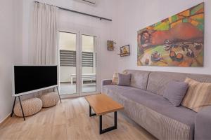 Rhodes center Santa Mari