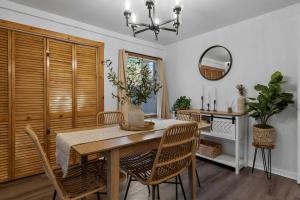 Cougar Trail Getaway W Hot Tub